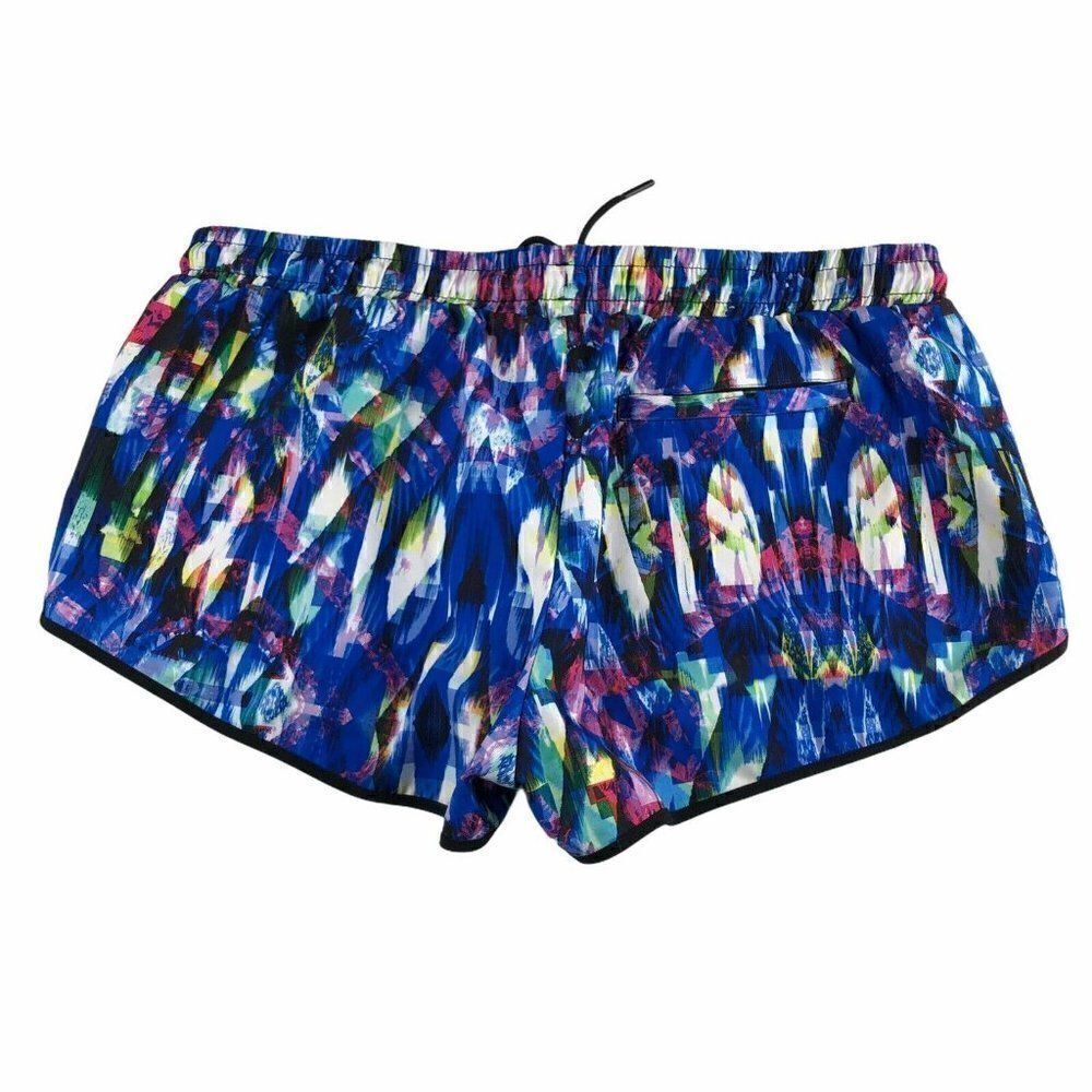 Fabletics Carrie Running Shorts Blue Reef Print - Picture 3 of 7